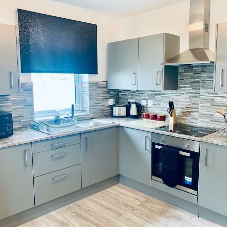 Ocean Holiday Apartments Plymouth Bagian luar foto