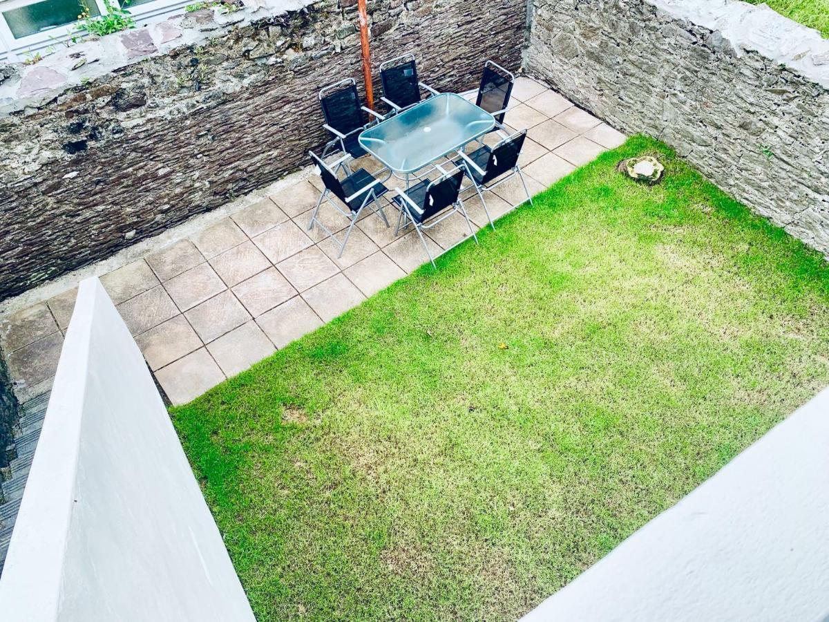 Ocean Holiday Apartments Plymouth Bagian luar foto
